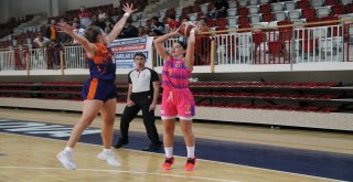 Türkiye Kadınlar Basketbol Ligi: Yalova Vıp Gençlik: 60 - Akdeniz Üniversitesi: 64