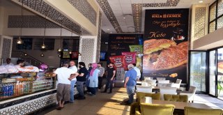 Halk Ekmek Baklavası Raflarda