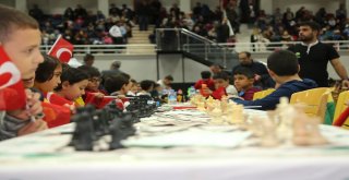 38. Geleneksel Satranç Turnuvasında İlk Hamle Yapıldı
