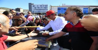 Nevşehirde Çocuk Ve Uçurtma Şenliği Düzenlendi