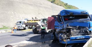 Boluda, Tem Otoyolunda Zincirleme Kaza: 2 Yaralı