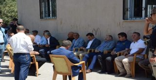 Vali Ustaoğlu, Güroymakta Taziyeye Katıldı