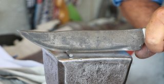 Demir Kesen Bıçağın Karışımı Sır Gibi Saklanıyor