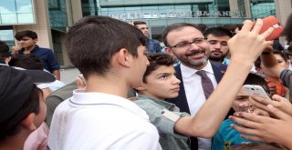 Bakan Mehmet Kasapoğlunun ‘Maça Götürme Sözü Gençleri Sevindirdi
