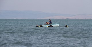 Serinlemek İçin Girdiği Gölde Boğulan Gencin Cesedine Ulaşıldı