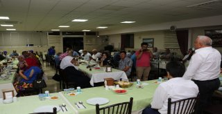 Erdemlide Hacılara Geleneksel Uğurlama