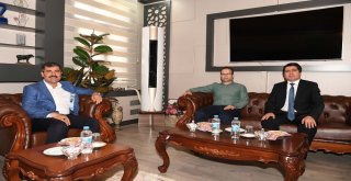 Adalet Komisyonu Başkanı Ercandan Başkan Asyaya Veda Ziyareti