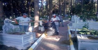 Büyükşehirden Mezarlıklara Yoğun Bakım