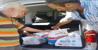 Verem Savaş Derneği Köylerde Kumanya Dağıttı