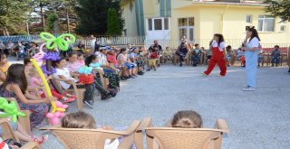 Minikler Balon Gösterilerini Çok Sevdi