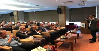 Çiftçiler, Bitki Besleme Ve Gübre Konusunda Eğitiliyor