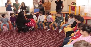 Çukurca Da Öğrencilere Yönelik Kukla Gösterimi Düzenlendi.