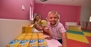 Teneffüs Parkta ‘Blok Evi