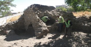 Harabe Halindeki 400 Yıllık Hamam Ayağa Kaldırılıyor