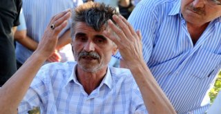 Denizde Boğulan Kardeşler Ve Kuzenine Gözyaşı