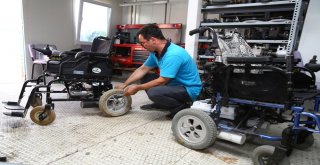 Tekerlekli Sandalyeler Nilüferde Ücretsiz Tamir Ediliyor