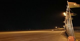 Libyanın Çalışan Tek Havalimanına Füze Saldırısı Düzenlendi
