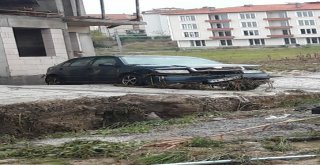 Sakaryada Dereler Taştı, İlçe Sular Altında Kaldı