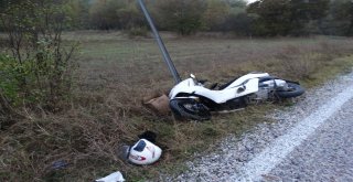 Motosiklet Kontrolden Çıktı: 2 Yaralı