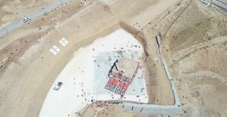 Tarihi Artuklu Hamamı Yeni Yerine Taşındı