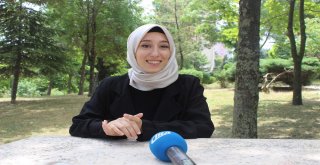 En Genç Milletvekili Rümeysa Kadak, “Önce Finalime Girdim, Sonra Esnaf Ziyareti Yaptım”