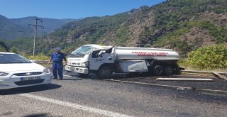 Karabükte Yakıt Dolu Tanker Takla Attı, Litrelerce Yakıt Yola Döküldü