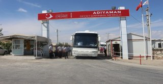 Barınma Merkezinde Kalan Suriyeliler Adıyamandan Ayrılıyor