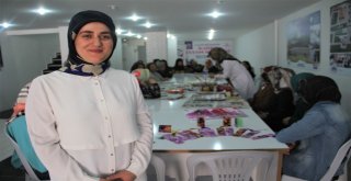 Elazığda Belediye Tarafından Açılan, Yaşam Merkezi İle Kadınlar Kendilerini Geliştiriyor