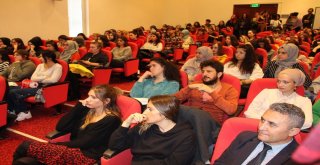 Boyner, Eskişehir Teknik Üniversitesi Moda Ve Tekstil Tasarımı Öğrencileriyle Buluştu