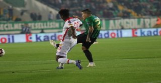 Spor Toto Süper Lig: Akhisarspor: 1 - Göztepe: 0 (İlk Yarı)