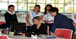 Hilal Masa, 10 Ayda 10 Bin Talebe Yanıt Verdi