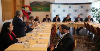 Ardahan Üniversitesi Kalkındırma Vakfı Kuruluş Toplantısı Düzenlendi