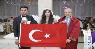 (Özel Haber) Şiirli Şarkılı Nikah Masası