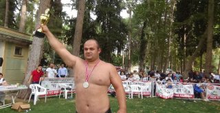 Ay Yıldızın Gölgesinde Kıran Kırana Mücadele