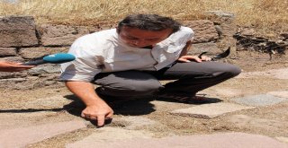 (Özel) Antik Kentteki 2 Bin 800 Yıllık Su Sistemi Günümüze Taş Çıkartıyor