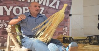 Yarım Asırlık Süpürgeci