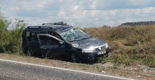 Şoka Giren Sürücü, Kaza Yaptığı Otomobiline Binip Gitmek İstedi