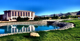 Üniversitenin Saklı İncisi Arboretum Park Göleti