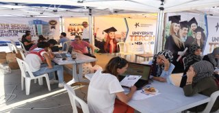 Danışmanlık Hizmeti Gençlerin Ayağına Gitti