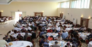 Başkan Özgüven, Hacı Adaylarıyla Bir Araya Geldi