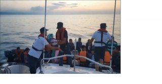 Sahil Güvenlik Ekipleri Afgan Mültecileri Böyle Kurtardı