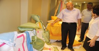 Erzinli Kadınların El Emeği Göz Nuru Eserleri Sergileniyor