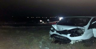 Didim-Söke Yolunda Kaza; Aynı Araçtaki 5 Kişi Yaralandı