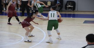 Kadınlar Basketbol 1. Ligi: Elazığ İl Özel İdare: 79 - Urla Belediyesi: 84