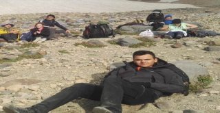 13 Yaşındaki Dağcı Süphan Dağına Tırmandı