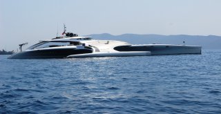 Denizlerin Ferrarisi Çin Malı Çıktı