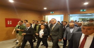 Kültür Ve Turizm Bakanı Ersoy Kuşadasında
