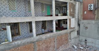 (Özel Haber)  Bahçelievlerde Bir Duvarı Olmayan Cami  Havadan Görüntülendi