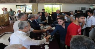 İskenderunda Protokol Halk İle Bayramlaştı