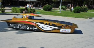 B.o.w İstka Şehitler Abidesinde